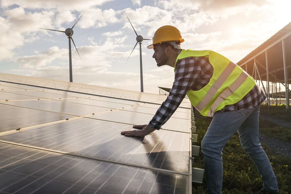 New $10,000 Incentive to Support Clean Energy and Construction Apprentices